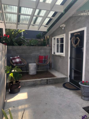 Hana Hideaway, New Plymouth